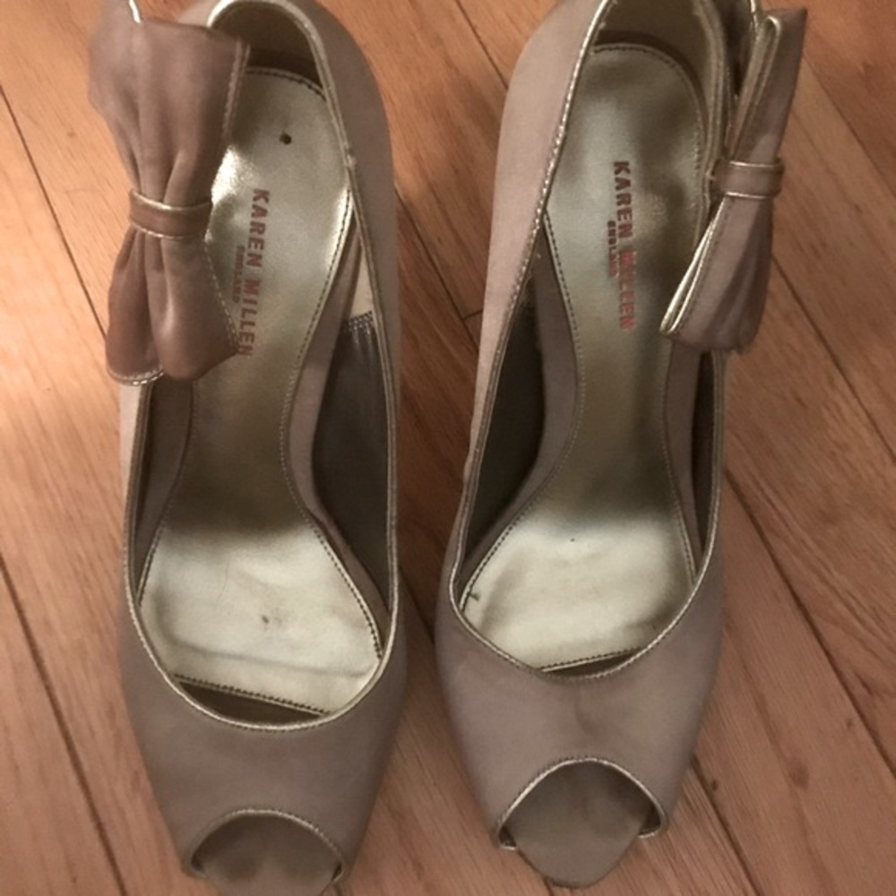 Karen Millen champagne-colored satin peep toe heels with bow and heel cut out